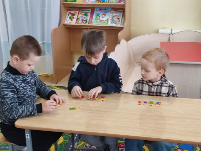 В средней разновозрастной группе прошло занятие В средней разновозрастной группе прошло занятие.